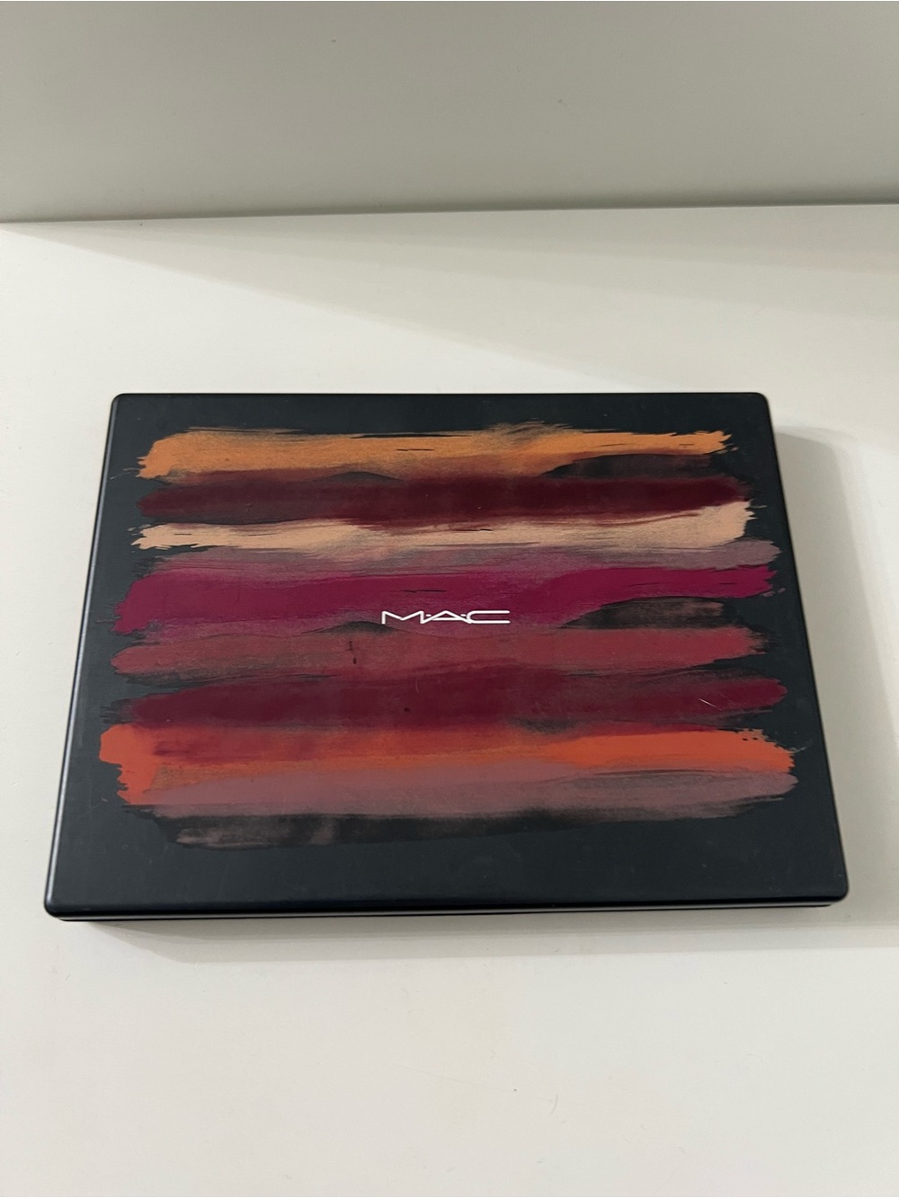 MAC Cosmetics eyeshadow Palette - Burgundy, Pink, Orange, Nude Shades